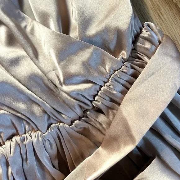 BALTIC BORN holly satin effect maxi dress gown long sleeves champagne size S - Picture 10 of 14